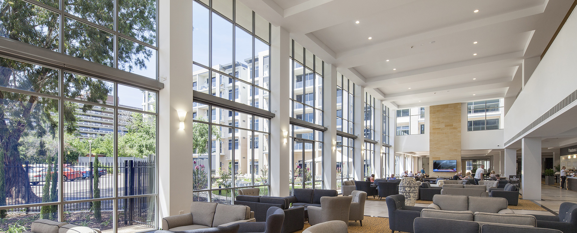 HingeddoorCommercial